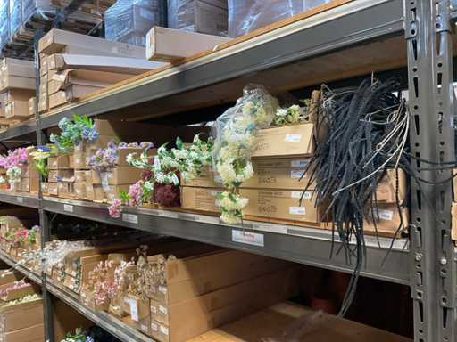 Lot de fleurs artificielles