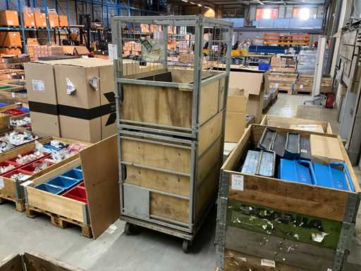 Transportkar met tafelbladen