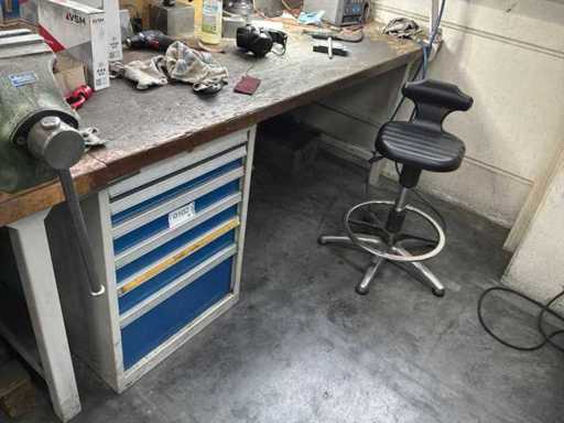 HOFFMANN workbench with contents