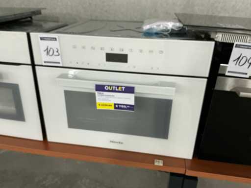 Miele DGM7440 BW Combi Steam Oven