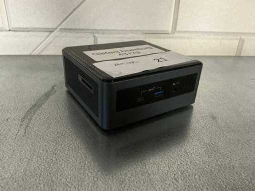 Intel - NUC10i5FNH - Desktop