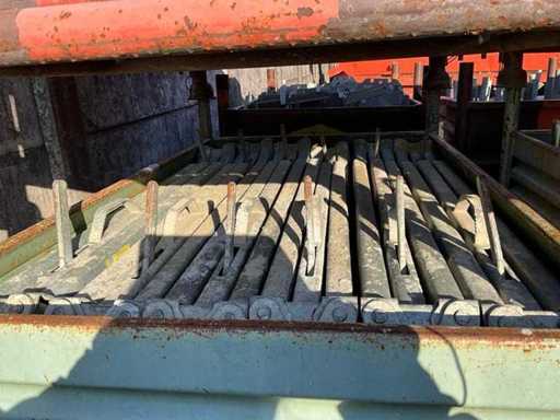 Barele z trzema podpórkami na nogi