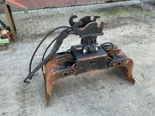 CW05 Autres équipements de terrassement