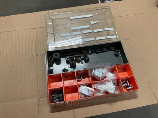 Pièces, outils et accessoires divers