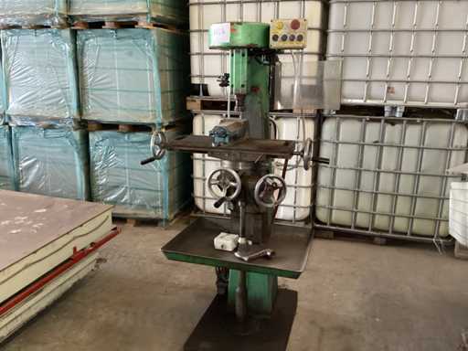 OLVA-Bohrmaschinen / Bohrpressen