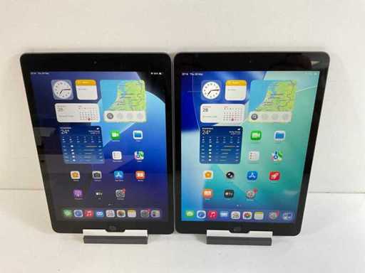 Apple iPad 8th Gen - Wi-Fi - 32 GB - Space Gray (2x)
