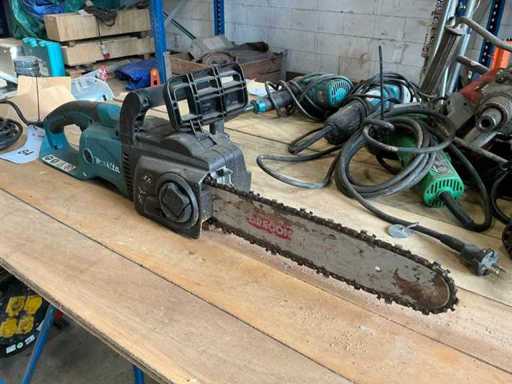 Makita UC4051A Chainsaw