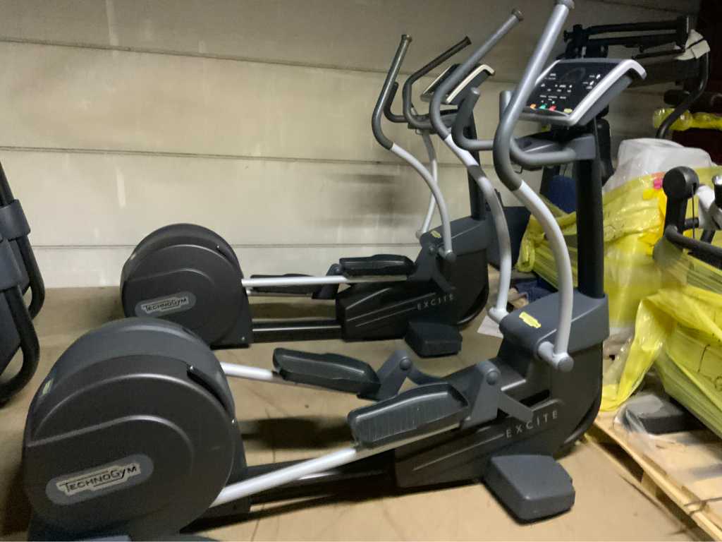 Technogym crosstrainer online