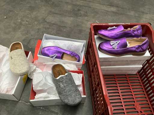 Women's shoes (4x) + slippers (2x)