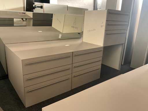 Toogmeubel/winkelopbergmeubel (2x)