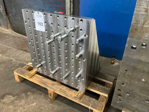 Precision clamping block