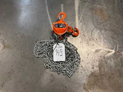 2014 REMA S 200/250 Chain Hoist