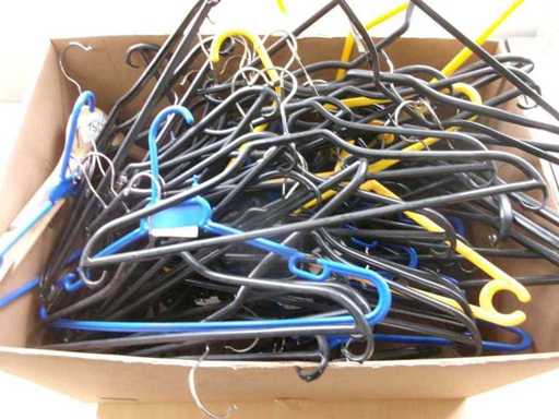 Hangermix (R16) (105x)