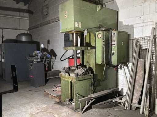 VEB PYE 25 SS Hydraulikpresse