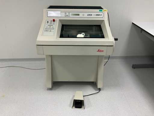 LEICA Mikrotom CM3050S CM3050S