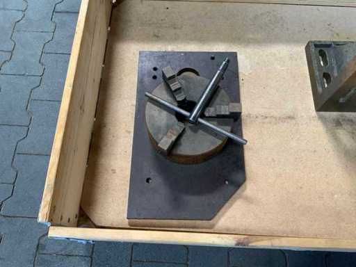 Uchwyt 3-szczękowy 230 mm