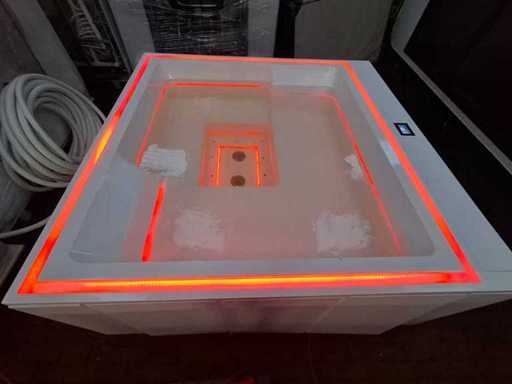 Infinitas 6 person Jacuzzi and outdoor spa