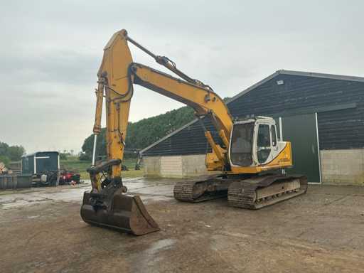 2000 Kato HD823LC Crawler Excavator