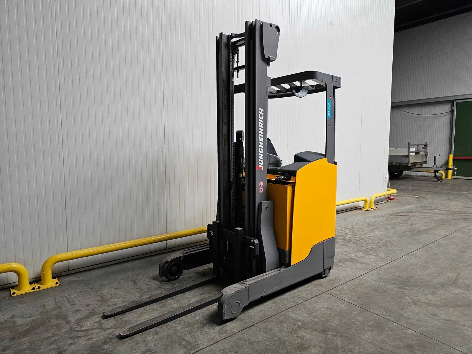 2018 Jung Heinrich ETV 112 Reach Truck