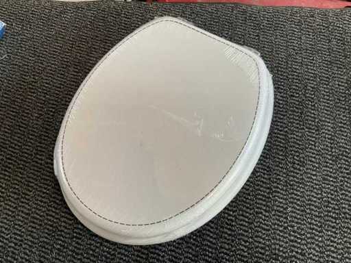 Tiger Chic Toilet Seat white wood