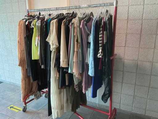 Clothing, shoes, accessories (80x)