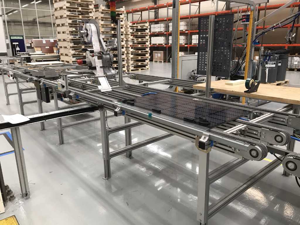 2019 Weber Conveyors met label applicator