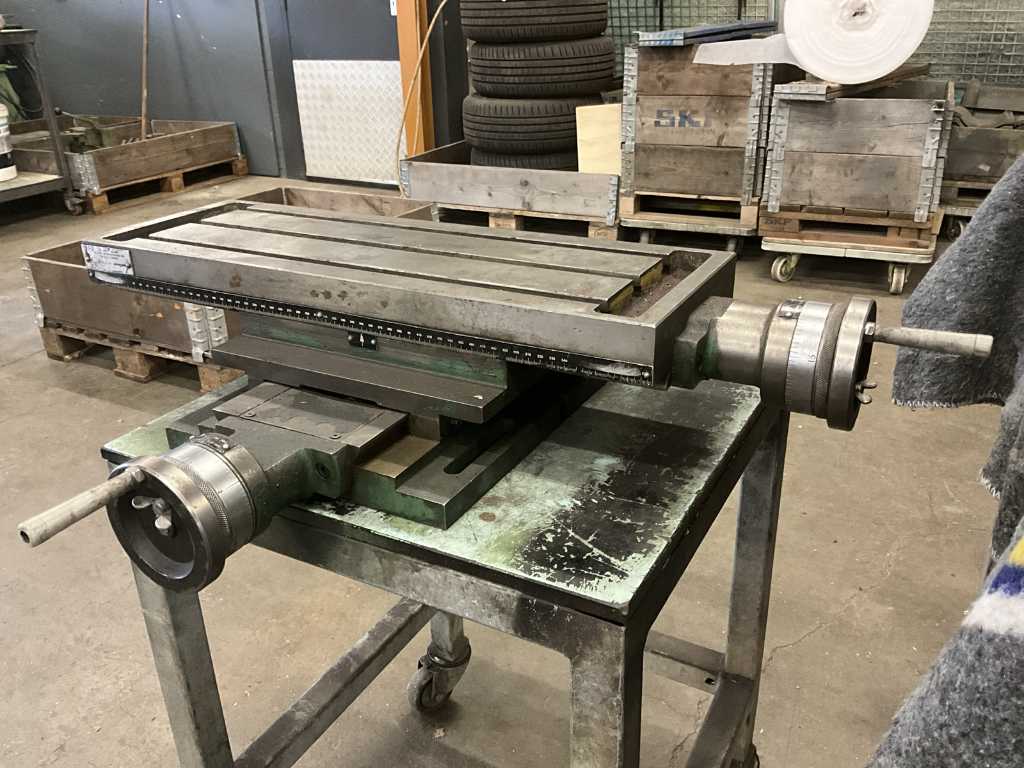 Cross table / clamping table and miscellaneous