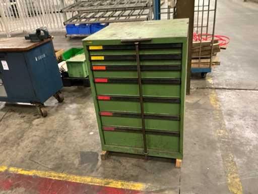 Primat Chest of Drawers