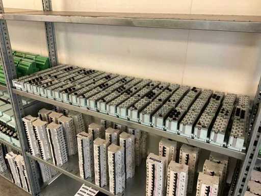 Siemens 6ES7 194-4C850-0AA0 Connector (66x)