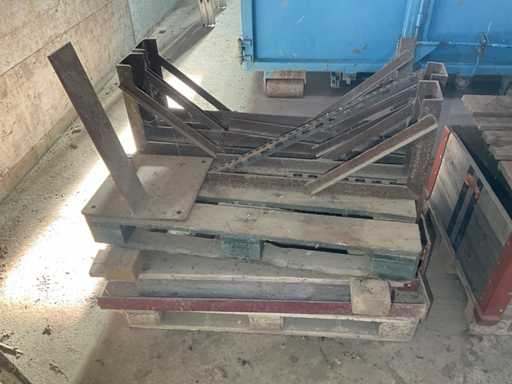 Du?o metalowych cz??ci