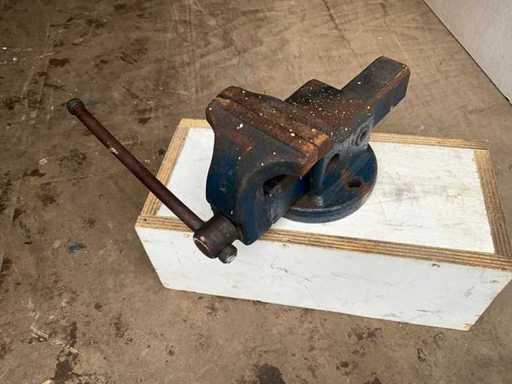 - Menghină - metal - alte inventaruri de atelier