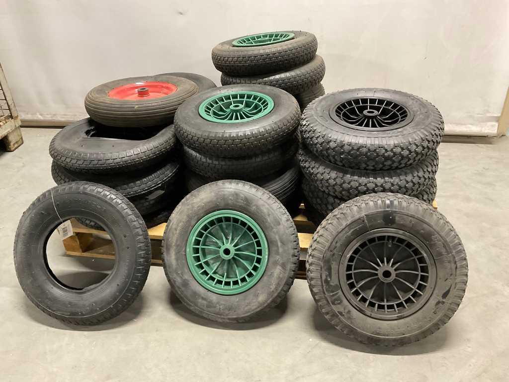 Lot de roues de brouette et de pneus (env. 22 pièces)