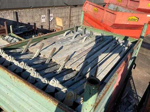 Barele z trzema podpórkami na nogi