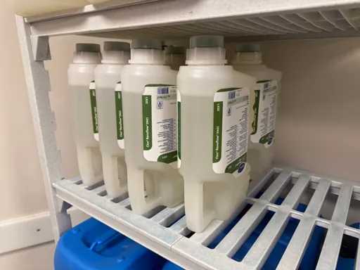 Diversey - Revoflow Enzi - Fles waskracht versterker met enzymen (8x)