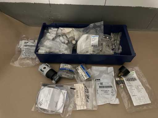 Plaats verschillende onderdelen Parker, Festo,...