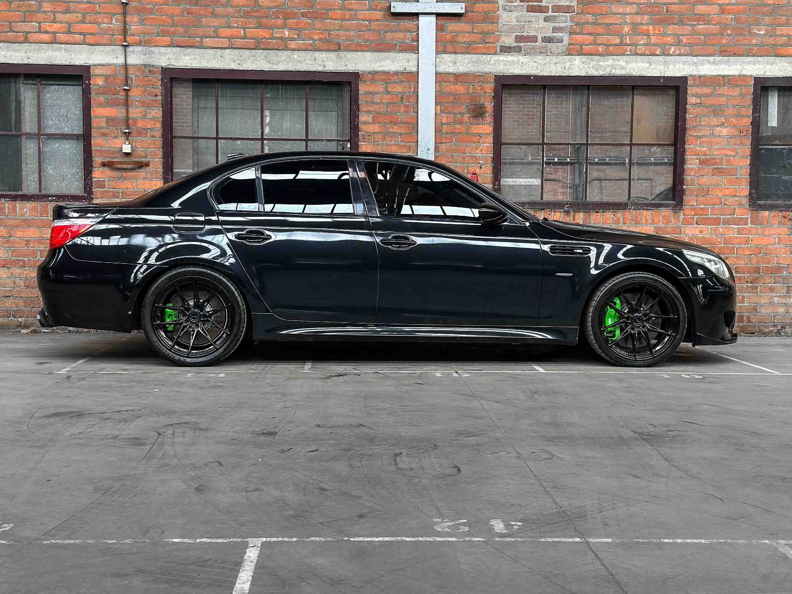 BMW M5 5.0 V10 E60 500pk 2008 5-serie Yountimer