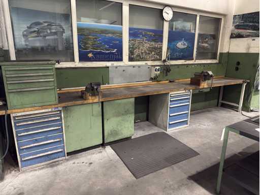 GARANT Large Workbench 