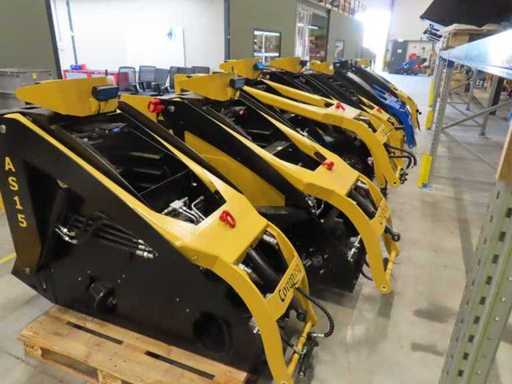 Conmeq - AS15 - Mini loader under construction (9x)