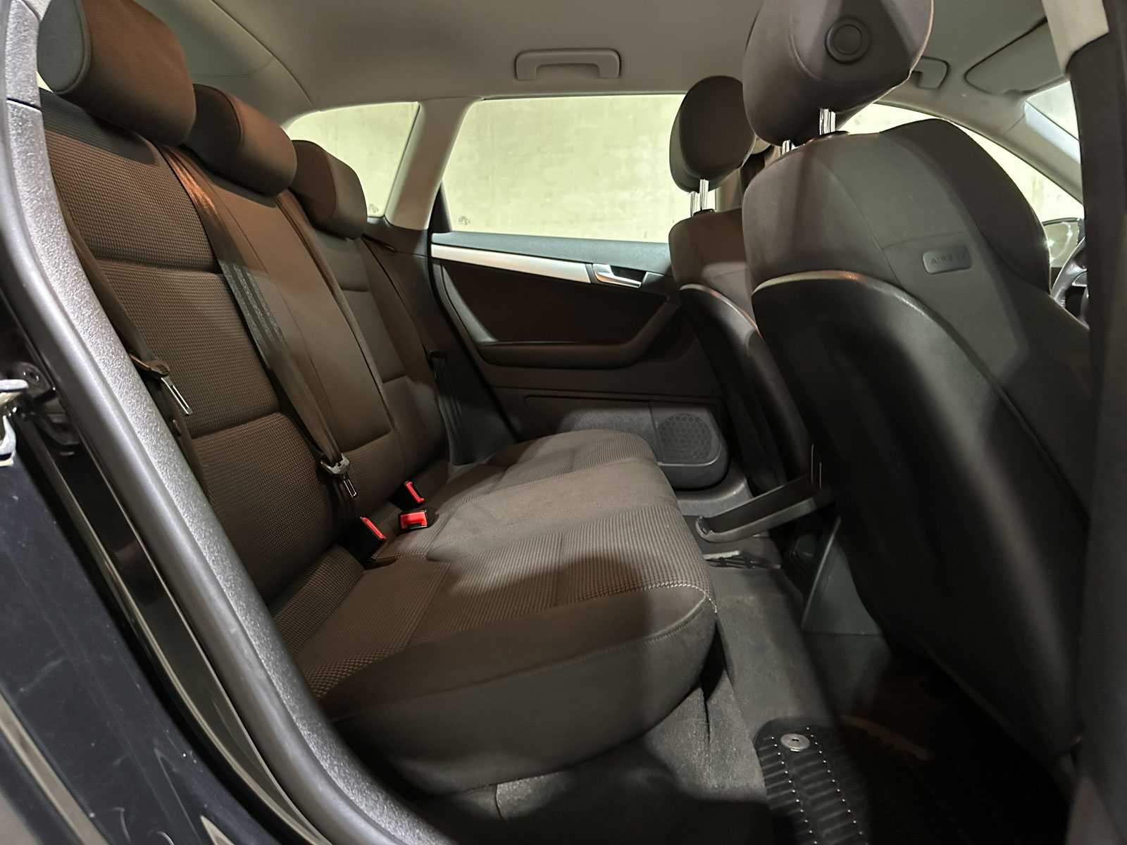 Audi A3 Sportback 1.8 TFSI Quattro Ambition Business Edition 160pk 2011 (Origineel-NL), 04-RBV-3