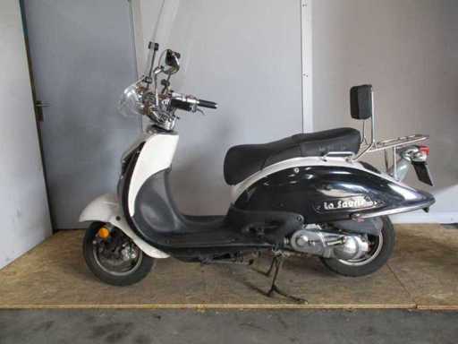 La Souris Grande Retro bicolor - Moped scuter - Scuter