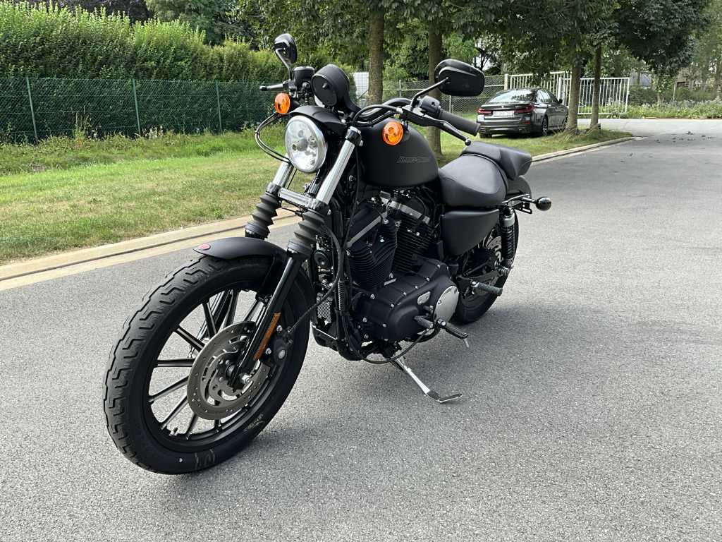 Harley-Davidson 883 sportster - 2009 - seulement 815km