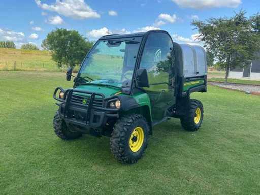 2013 John Deere GATOR 855D Allradantriebstraktor
