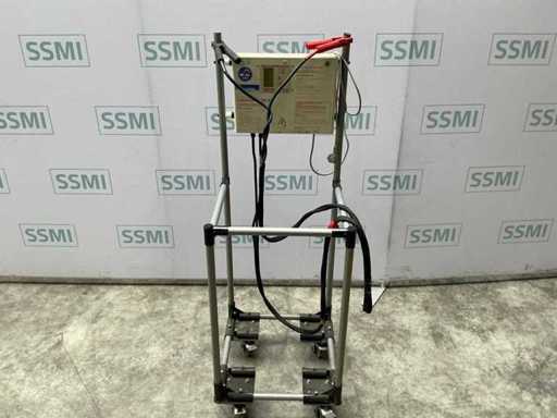 Deutronic Dbl800 Intelligemt battery charger