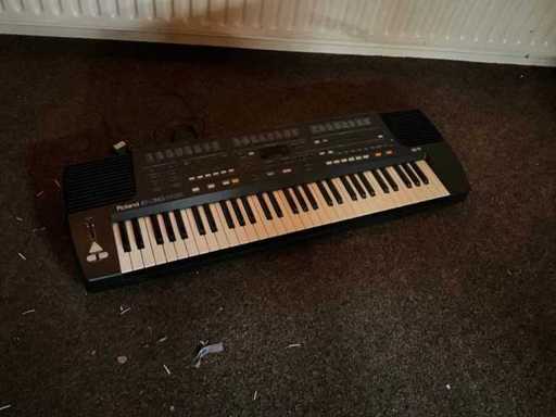 Roland E-36 Keyboard