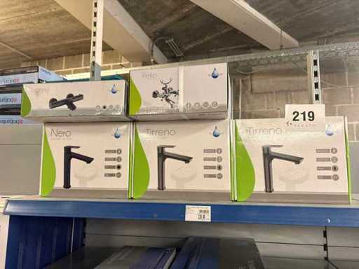 Aquatrends Vari rubinetti per bagni e rubinetti per lavabo (5 volte)