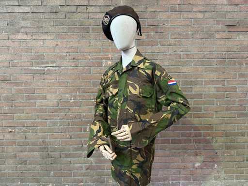 C?m??i camuflaj de petrecere KL