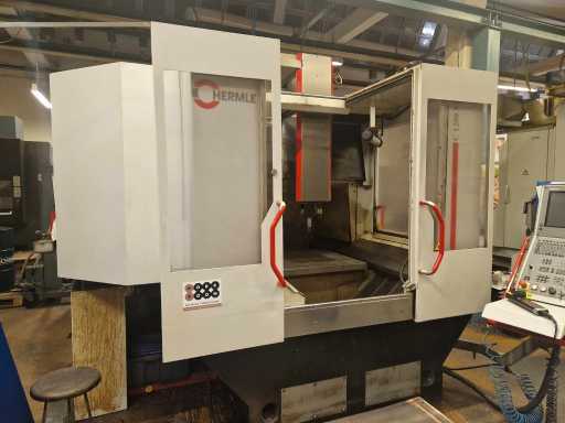 HERMLE - C 1200 V - CNC Universal machine centre - 2003
