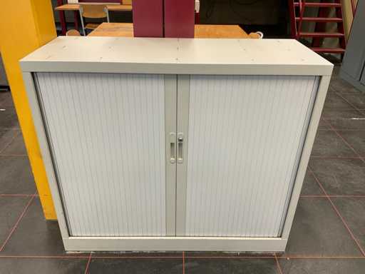 Verschiedene Kabinetten