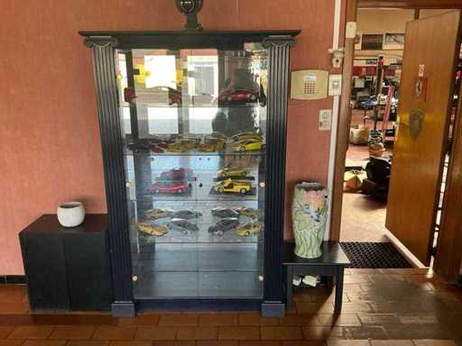 Display cabinet with scale models