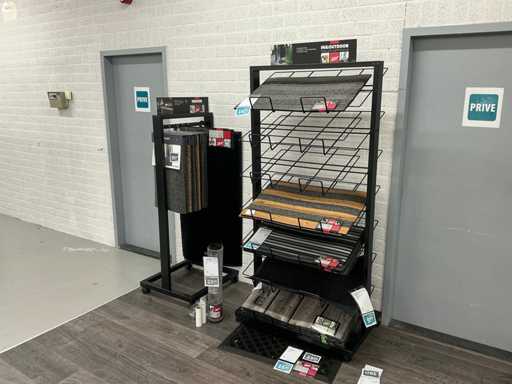 Shop shelving for doormats